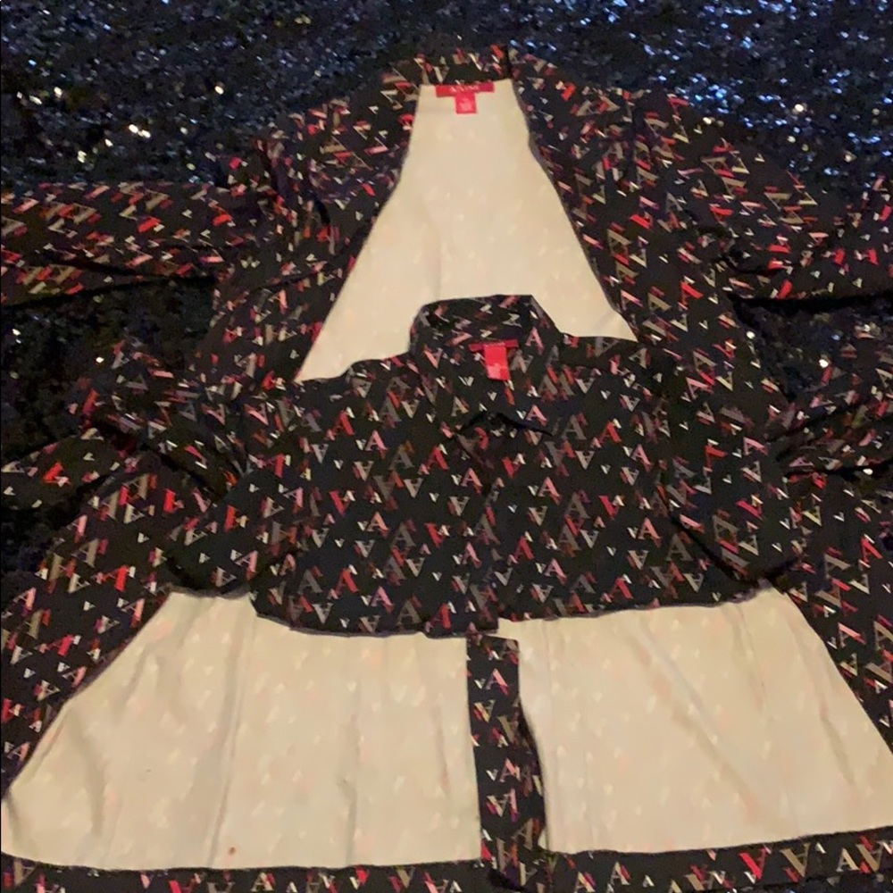Ladies Coat ❤️🖤🤍